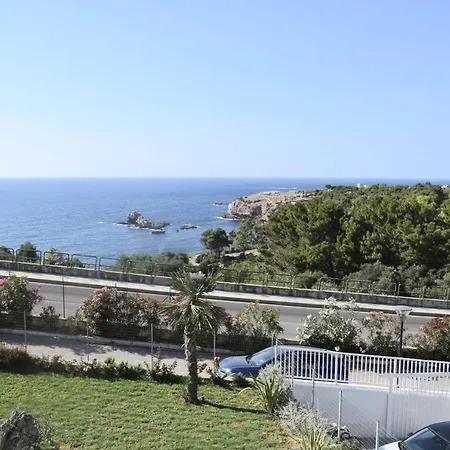 Cocciu D'amuri Apartment *